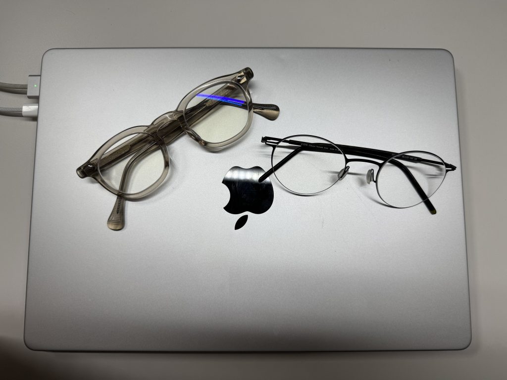 I replaced all my eyeglass lenses with ZEISS lenses.